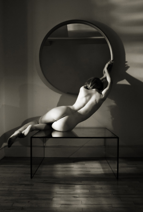 art nude naked model Ivory Flame