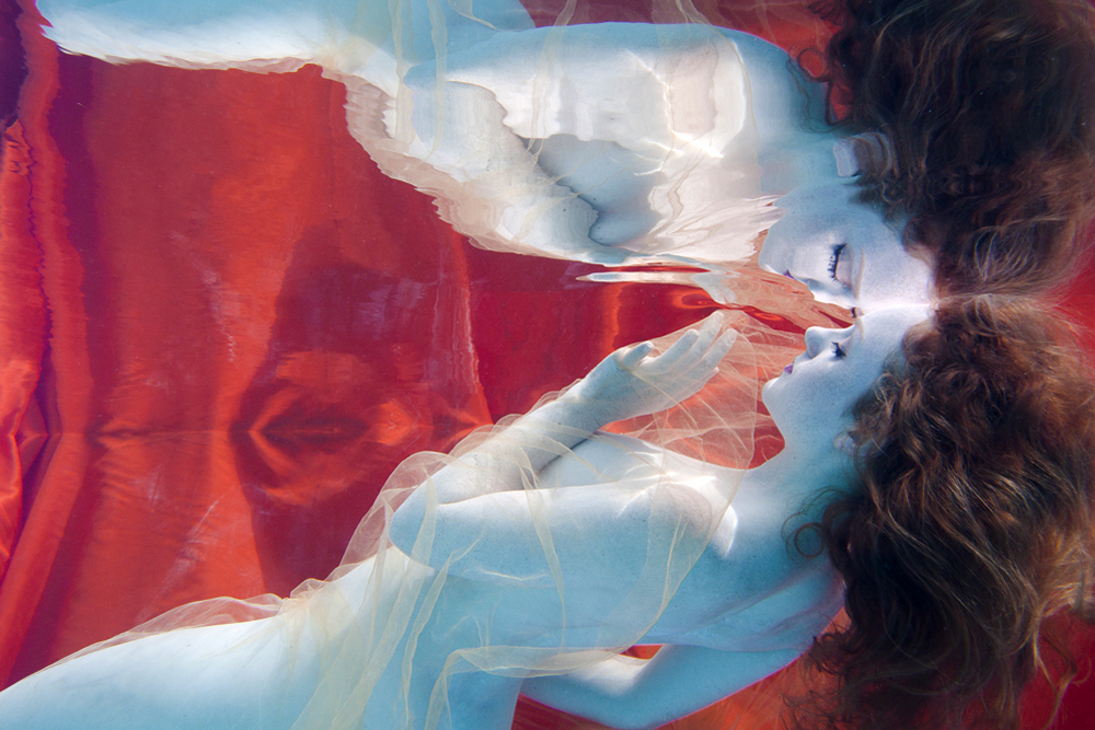 Ivory Flame by Ivory Flame Chris Meredith Underwater Blues 1000 Sydney Underwater
