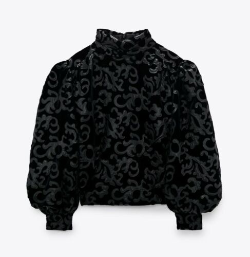 Black Rococo Blouse – £10
